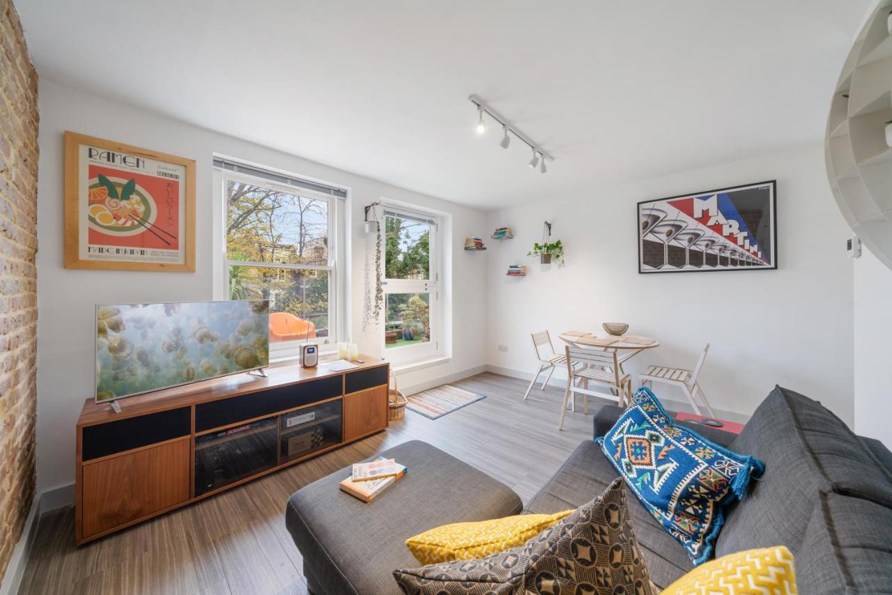 Ickburgh Road Guesthouse London Exterior photo
